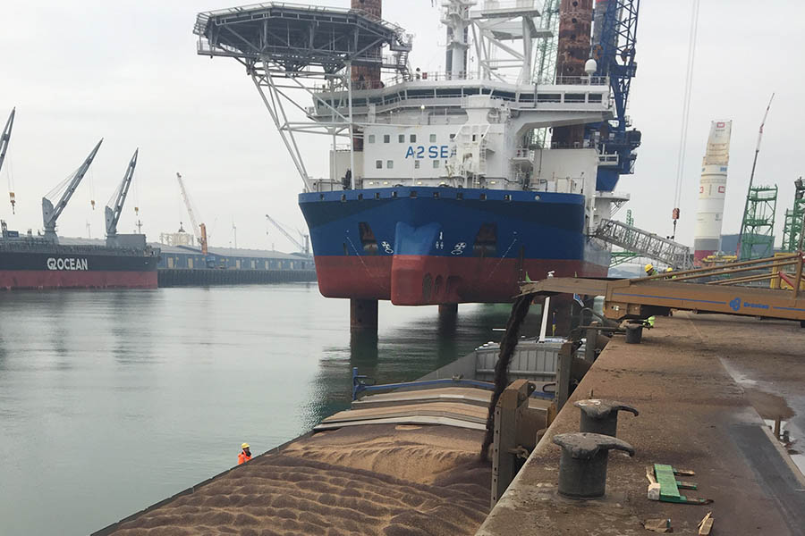 Grondstoffen aanleveren